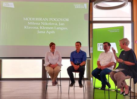 Kamniku na Zelenem dnevu slovenskega turizma za trajnostne dosežke ponovno podeljen zlati znak Slovenia Green (13)